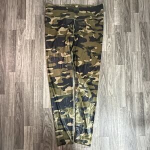 Nike Dri-FIT Camouflage Print Leggings XL Green Black Brown Camo Tights Pants